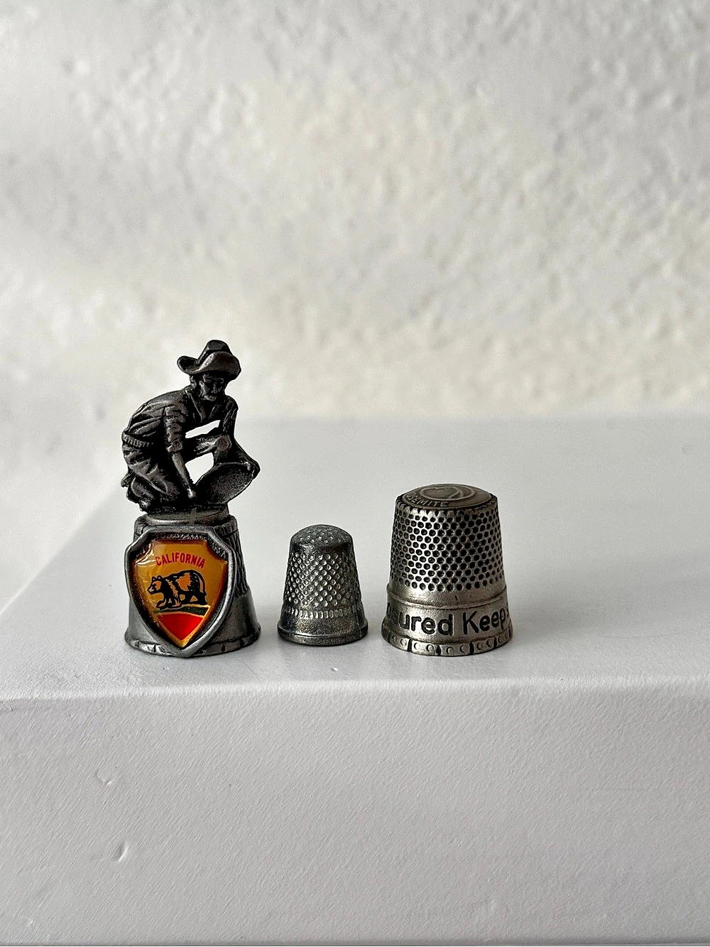 Vintage California Souvenir Thimble Set (Pewter Gold Miner, Yosemite, Mini)